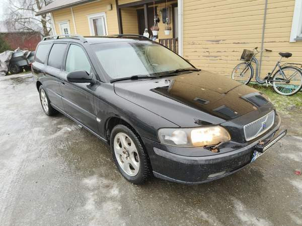 Volvo V70 Nurmes - valokuva 1