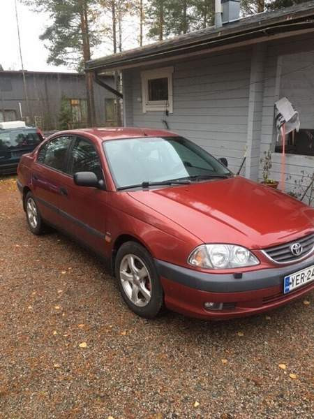 Toyota Avensis Äänekoski - valokuva 2