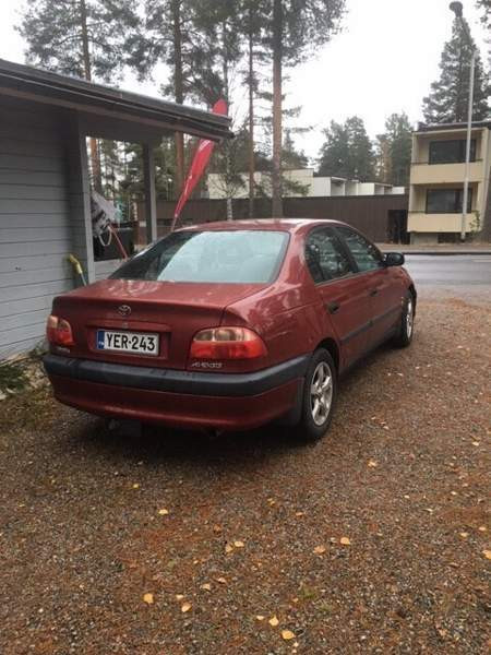 Toyota Avensis Äänekoski - valokuva 4