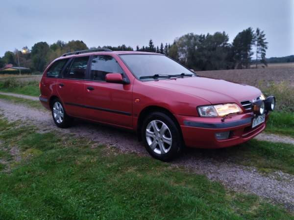Nissan Primera Sarov - valokuva 2