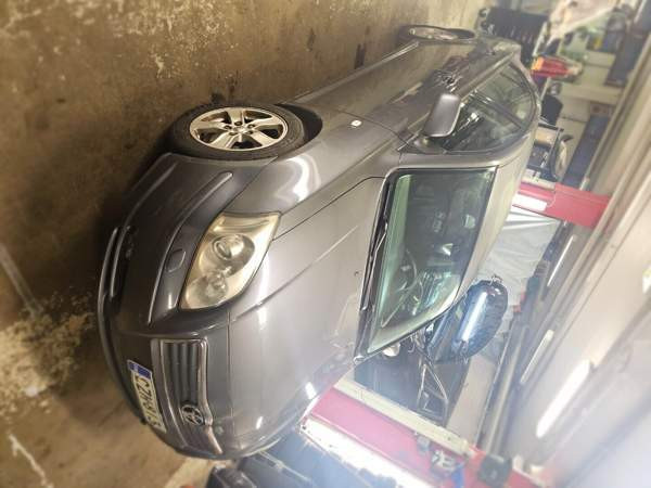 Toyota Avensis Vantaa - valokuva 5