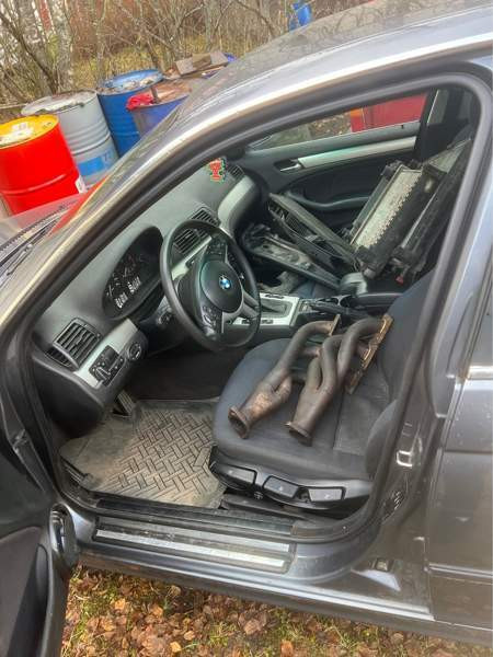 BMW 330 Macau - photo 7