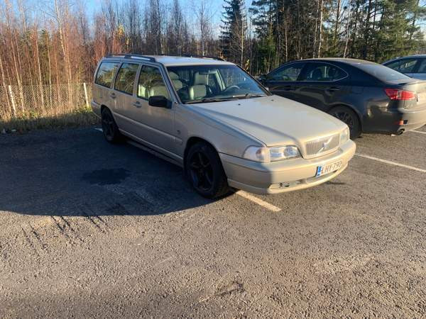 Volvo V70 Нокиа - изображение 1