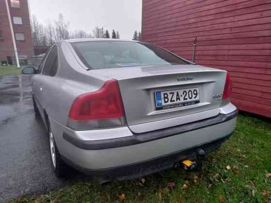 Volvo S60 Oulainen