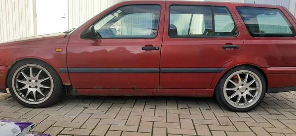 Volkswagen Golf Vantaa - valokuva 3