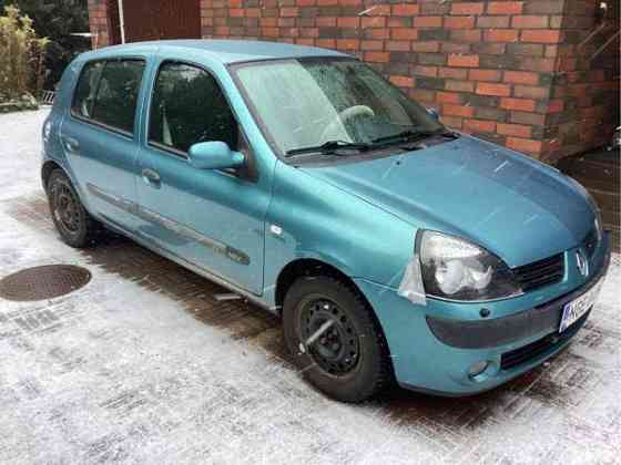 Renault Clio Луга