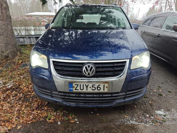 Volkswagen Touran Jalasjärvi - valokuva 1