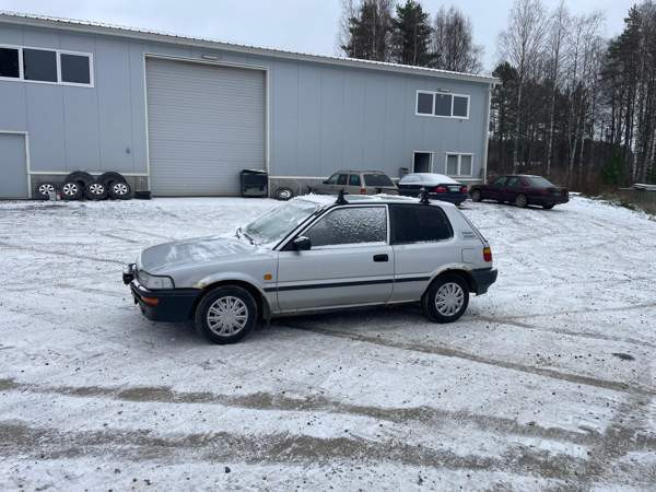 Toyota Corolla Rautalampi - valokuva 4