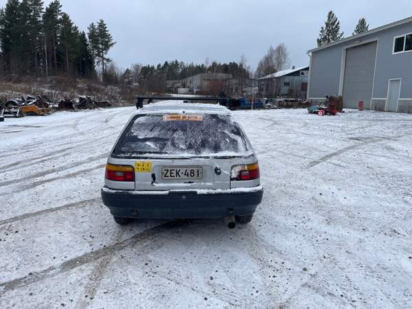 Toyota Corolla Rautalampi - valokuva 3