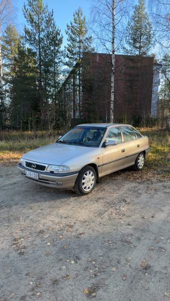Opel Astra Jyvaeskylae - photo 2