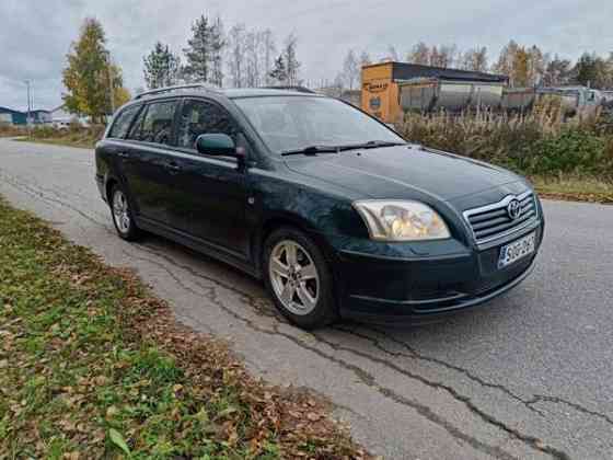 Toyota Avensis Рованиеми