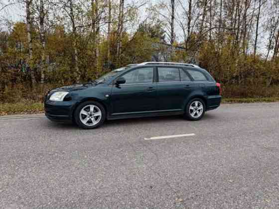 Toyota Avensis Рованиеми