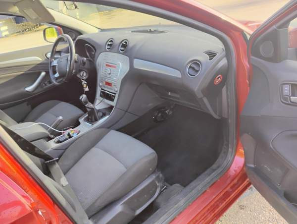 Ford Mondeo Glebychevo - photo 3