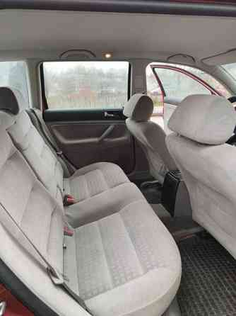 Volkswagen Passat Каарина