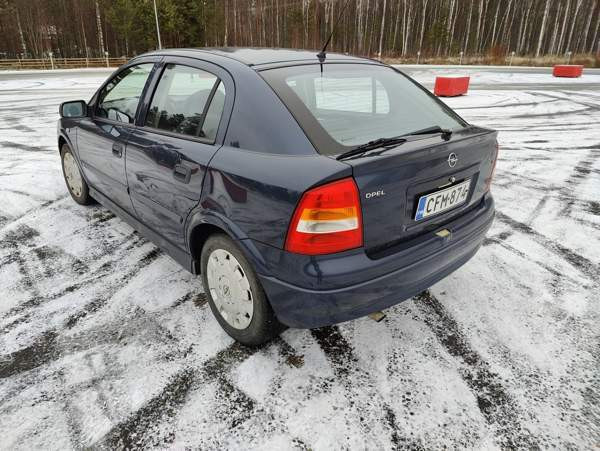 Opel Astra Joensuu - valokuva 2