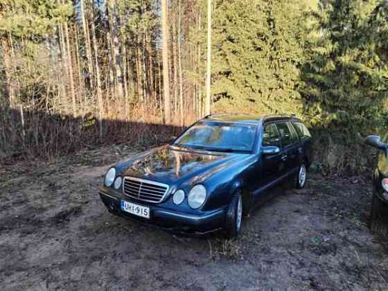 Mercedes-Benz E Liperi