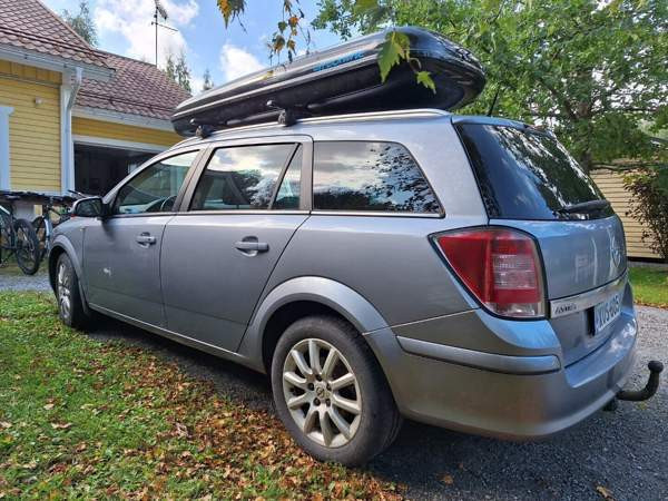 Opel Astra Nokia - valokuva 4