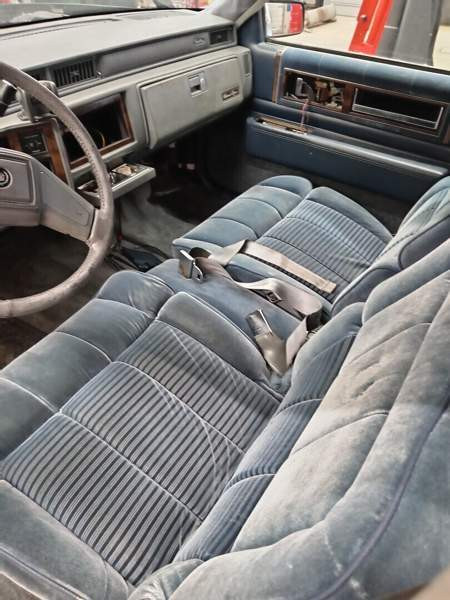 Cadillac Fleetwood Kouvola - valokuva 7