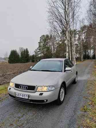 Audi A4 Ugleural'skiy