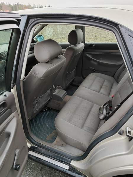 Audi A4 Углеуральский - изображение 4