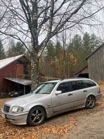 Mercedes-Benz 180 Savonlinna