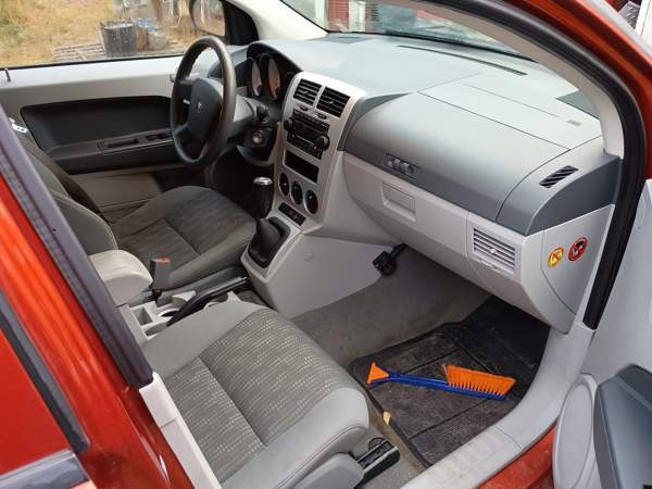 Dodge Caliber Parkano - valokuva 8