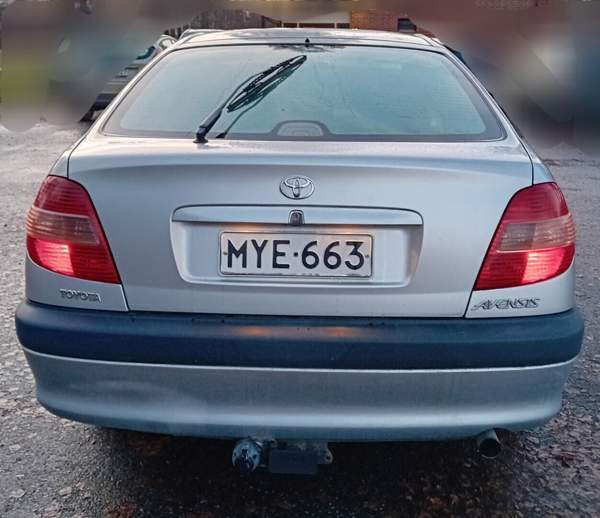 Toyota Avensis Joensuu - valokuva 2