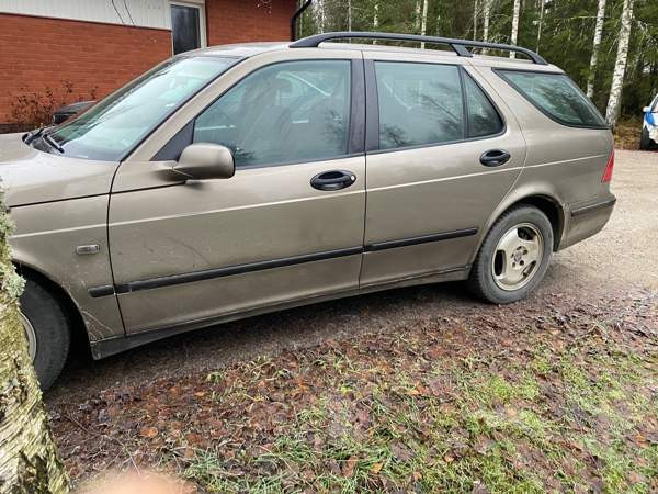 Saab 9-5 Luga - photo 5