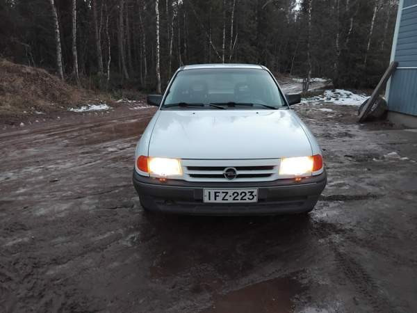 Opel Astra Kittilä - изображение 3
