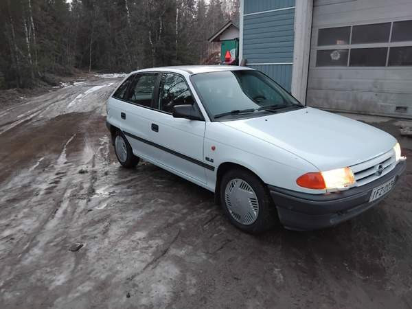 Opel Astra Kittilä - изображение 4