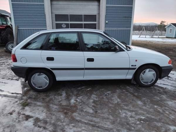 Opel Astra Kittilä - изображение 7