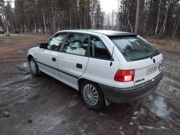 Opel Astra Kittilä - изображение 5