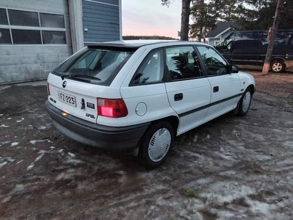 Opel Astra Kittilä - изображение 1