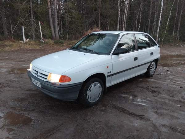 Opel Astra Kittilä - изображение 2