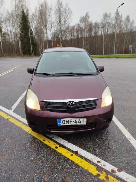 Toyota Corolla Verso Raasepori - photo 4