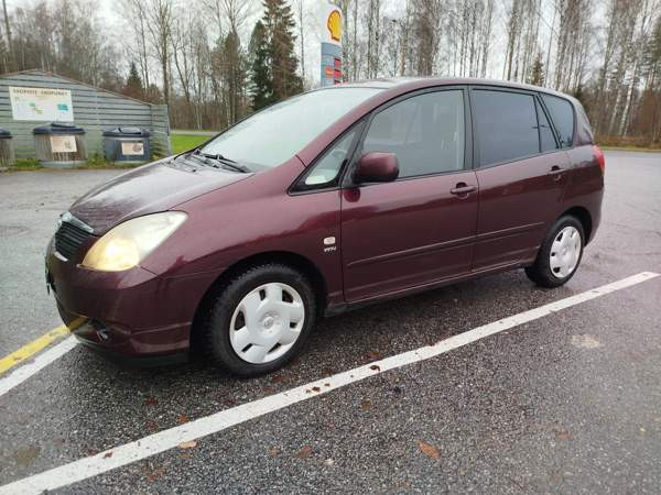 Toyota Corolla Verso Raasepori - photo 3