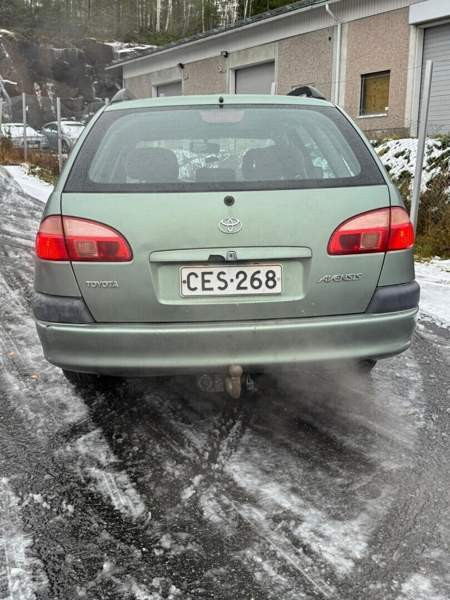 Toyota Avensis Äänekoski - valokuva 4