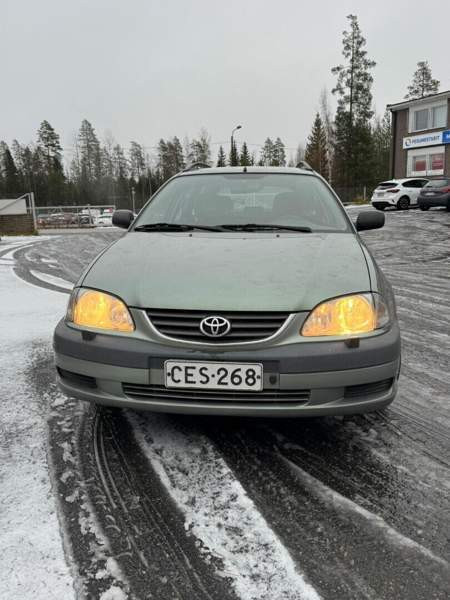 Toyota Avensis Äänekoski - valokuva 2
