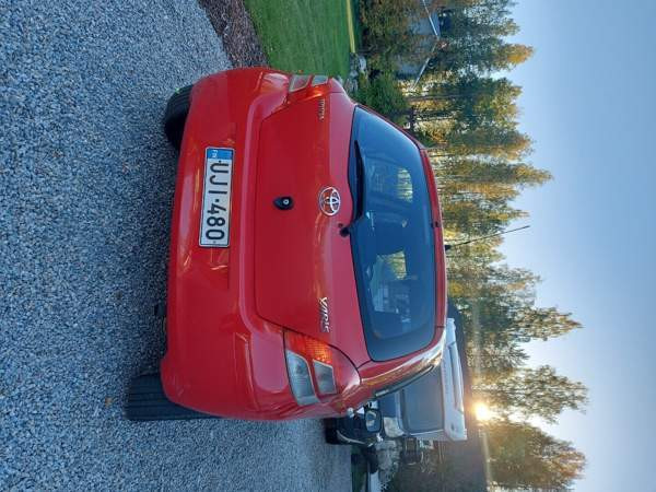 Toyota Yaris Luga – foto 5