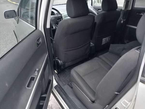 Toyota Corolla Verso Вантаа - изображение 4