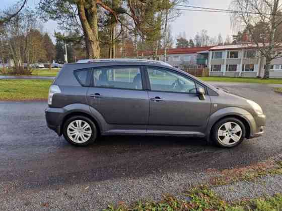 Toyota Corolla Verso Yloejaervi