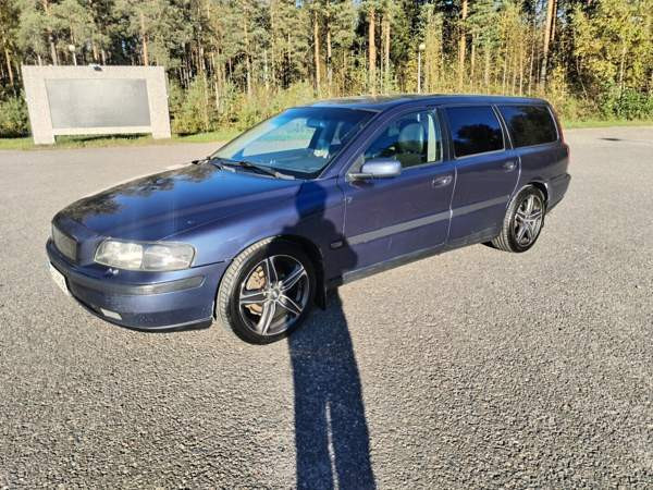 Volvo V70 Kurikka – foto 1