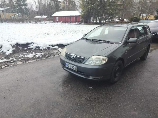 Toyota Corolla Ловийса - изображение 1