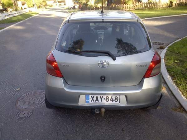 Toyota Yaris Хювинкяя - изображение 4