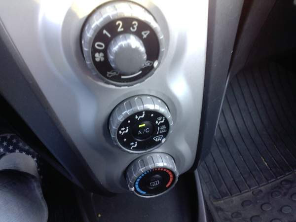 Toyota Yaris Хювинкяя - изображение 5