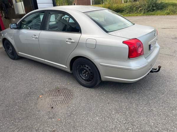 Toyota Avensis Tohmajärvi - valokuva 2