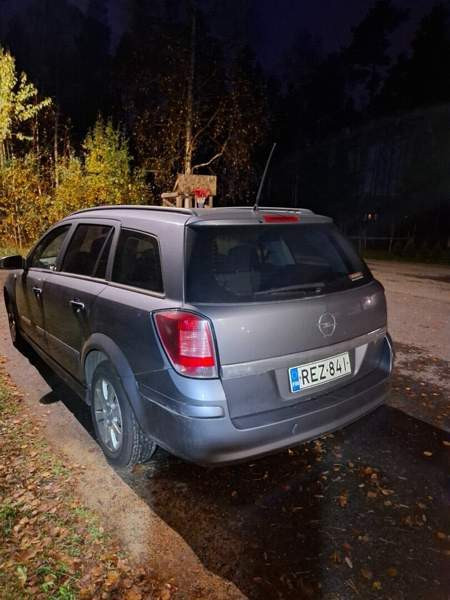 Opel Astra Tyrnävä - valokuva 2