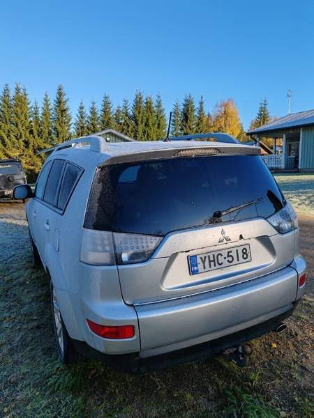 Mitsubishi Outlander Ylitornio - valokuva 2