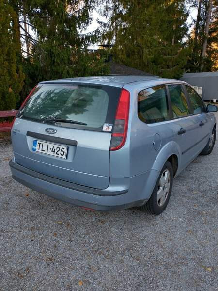 Ford Focus Sarov - valokuva 3