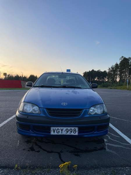 Toyota Avensis Zaporiz'ka Oblast' - valokuva 2